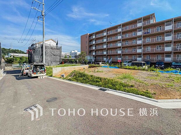 穏やかな住環境で子育てファミリーにもおすすめです。(2025年7月撮影)