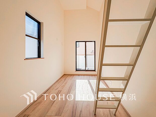 子供部屋や書斎にちょうどよい広さになっています。自分時間を快適に過ごすプライベートルーム。