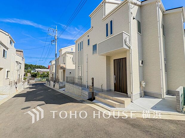 時間のゆとりと空間、爽やかな陽光がもたらす光と風を贅沢なまでに感じる暮らしが始まります。
