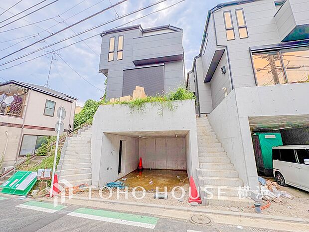 美しい街並みと穏やかな住環境でやすらぎの暮らしを叶えます。(2025年8月撮影)