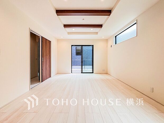 開放感あるリビングダイニング。ご家族とのんびりしたひと時を過ごせますね。