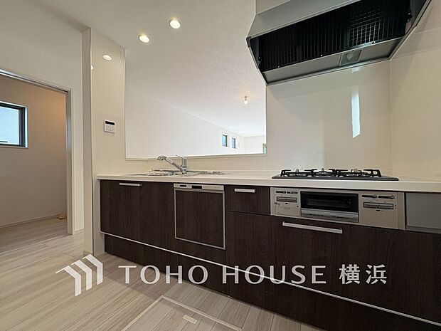 環境の良い場所にセンス良く暮らしたい、こだわりの室内には至福のシーンが繰り広げられます。