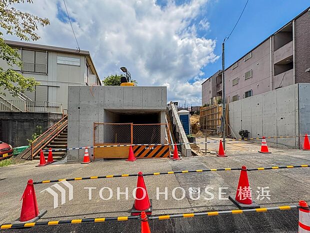 街並み全体のデザインへの拘りと充実した設備はきっとご満足いただける筈。（2025年7月撮影）