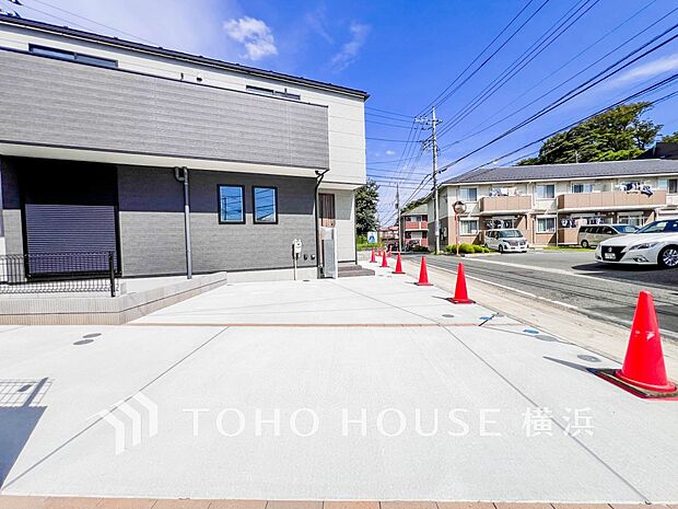 敷地内に駐車スペースがあると、日々の暮らしのをスムーズに運ぶ事が出来ます。