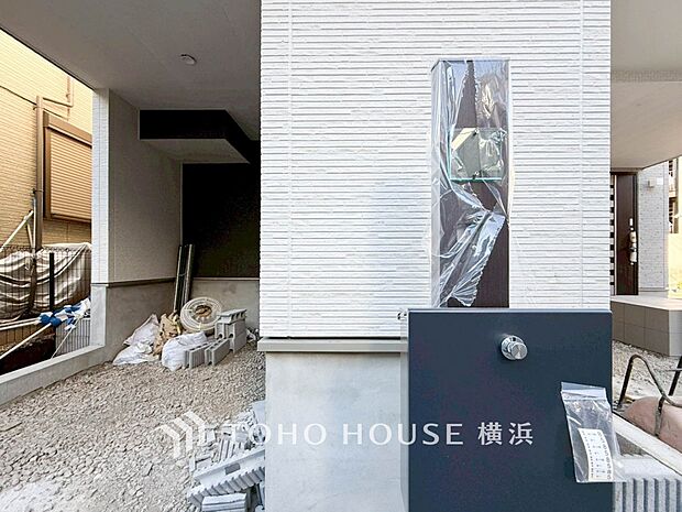 雨や紫外線から大切な愛車を守る、ビルトインガレージはセキュリティ面も安心です。