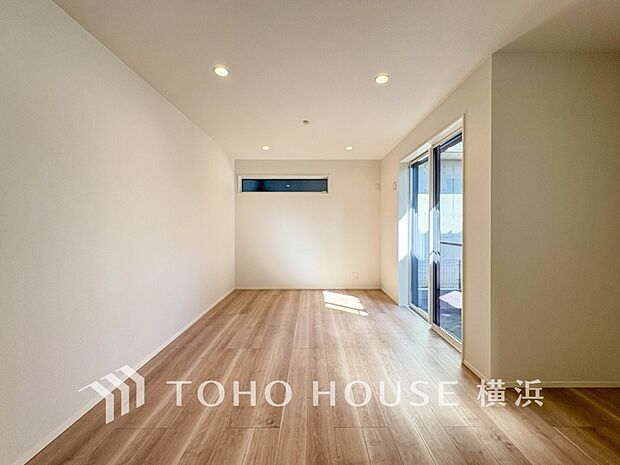 和やかで洗練された空間の演出。寛ぎとコミュニケーションを育む居心地のよい場所。