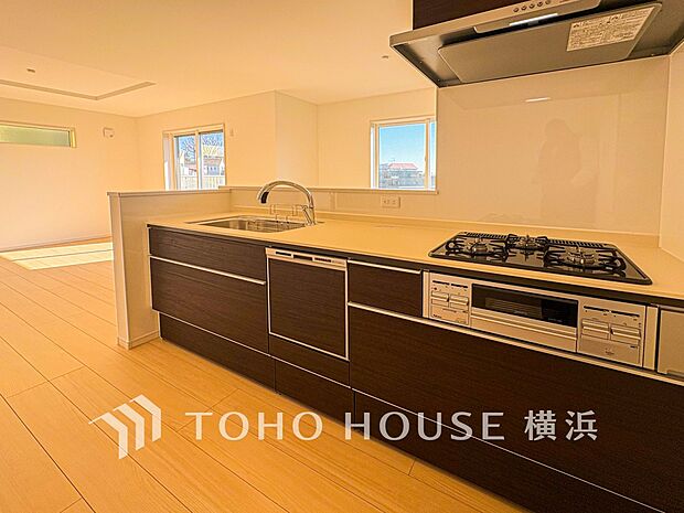 家族の健康を支えるキッチン。毎日使う場所だから気持よく使えて、居心地の良い空間に。