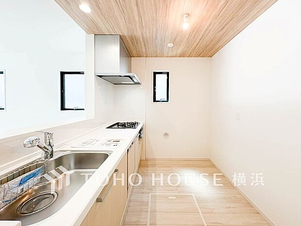 快適な日常を支える機能性と強さがひとつになったキッチンです。