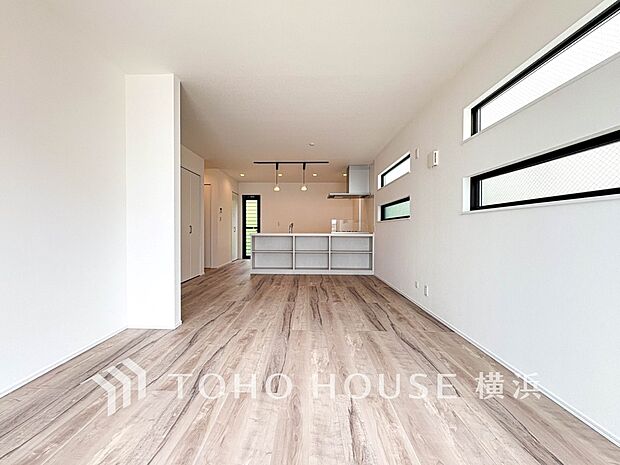 ここはみんなが集い、食事と楽しい会話が始まるスペース。