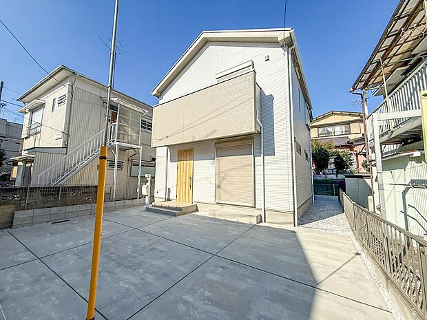 駅やお買物、教育施設が徒歩圏に揃う便利な住環境で永住の地に相応しい立地です。