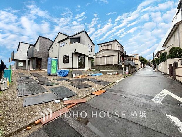 穏やかな住環境で子育てファミリーにもおすすめです。（2025年8月撮影）