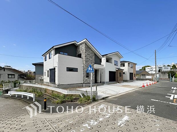 表現された空間は豊かな光と風を纏い、暮らしの時間を豊かにしてくれます。