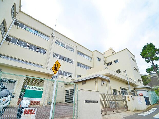 横浜市立日野小学校　800m　 