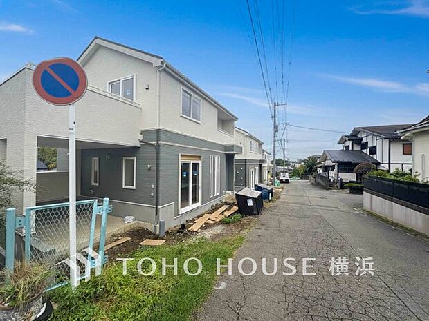 敷地内に駐車スペースがあると、日々の暮らしのをスムーズに運ぶ事が出来ます。