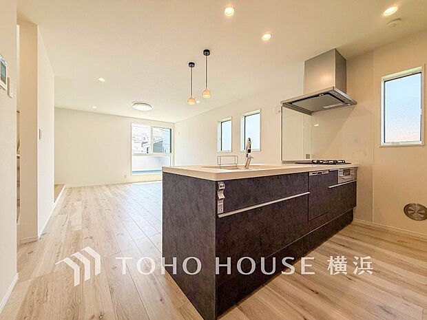 快適な日常を支える機能性と強さがひとつになったキッチンです。