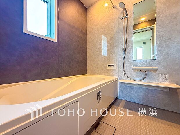 すっきりとした清潔感が感じられ、心身をリフレッシュできる寛ぎを深めてくれるスペースです。