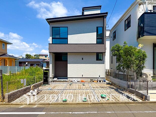 表現された空間は豊かな光と風を纏い、暮らしの時間を豊かにしてくれます。