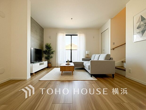 寛ぎとコミュニケーションを育む居心地のよい場所。（家具・装飾品はAI加工です）