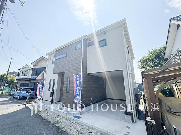 時間のゆとりと空間、爽やかな陽光がもたらす光と風を贅沢なまでに感じる暮らしが始まります。