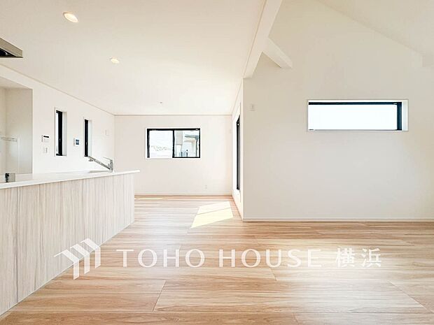 ここにはみんなが集い、食事と楽しい会話が始まるスペース。