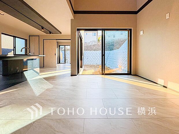 ご家族やお客様との時間など、多くの時を刻む空間。