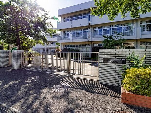 横浜市立いぶき野小学校 400m