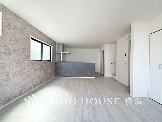 集いの場、憩いの場としての快適性を求めたやすらぎの空間です。