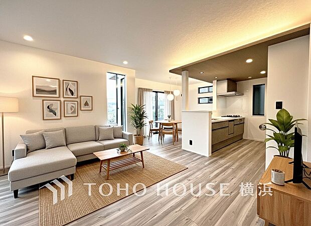 和やかで洗練された空間の演出。寛ぎとコミュニケーションを育む居心地のよい場所。