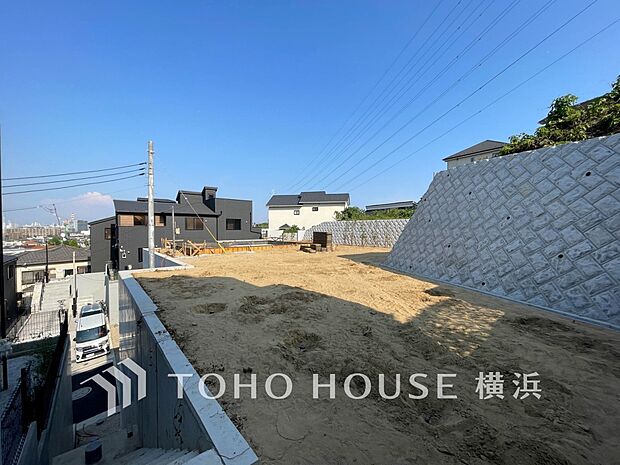 街並み全体のデザインへの拘りと充実した設備はきっとご満足いただける筈。（2025年8月撮影）