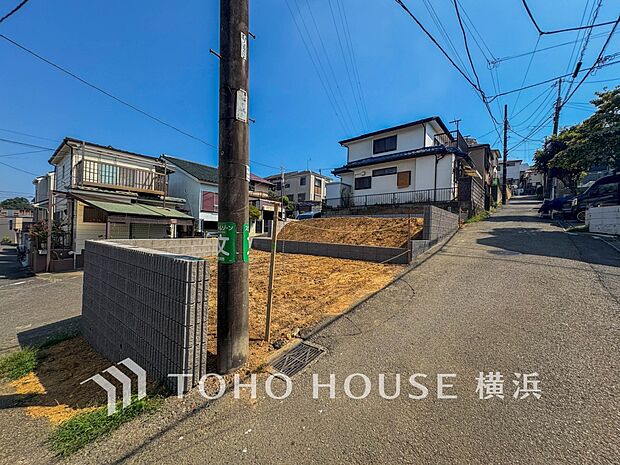 子育て環境、生活利便に優れた住環境に立地し、ゆとりある生活が送れます。（2025年8月撮影）