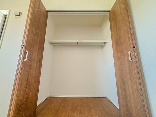 住まいの快適性を左右する収納は欲しい場所に使い勝手のよい収納を確保しています。