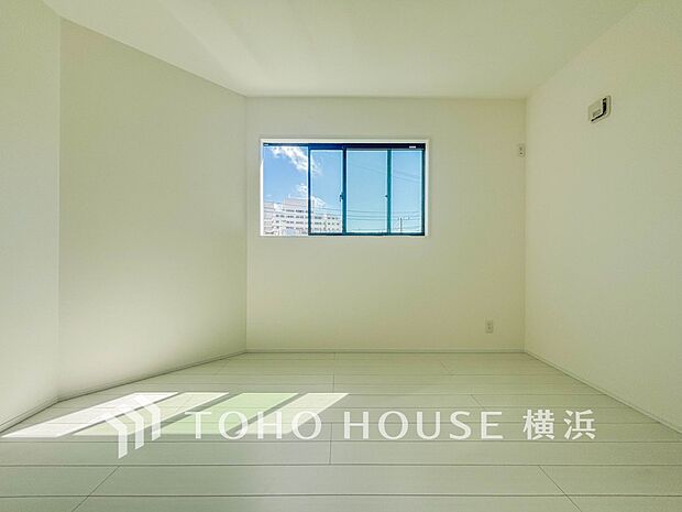 家族と過ごす時間を大切にしたい方にぴったりの明るくゆとりある住空間です。