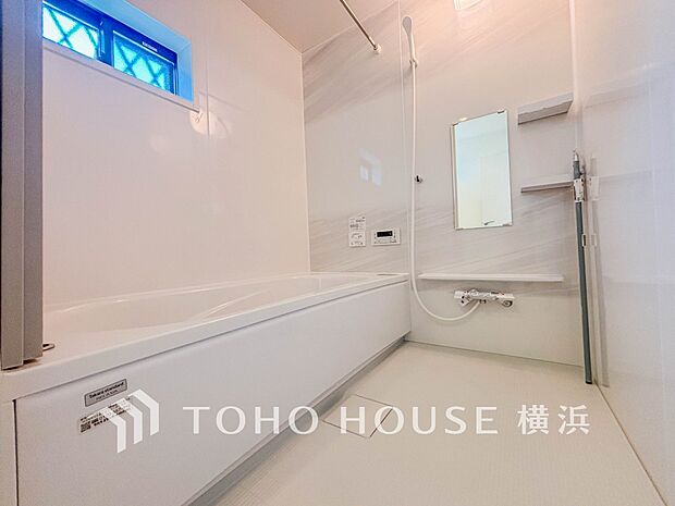 一日の疲れが癒される優雅な時間を堪能できるゆとりあるバスルームです。