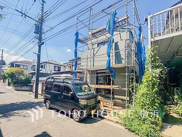 快適さや豊かさはもちろん、未来まで考えた家造りをテーマに建築されます。（2025年9月撮影）