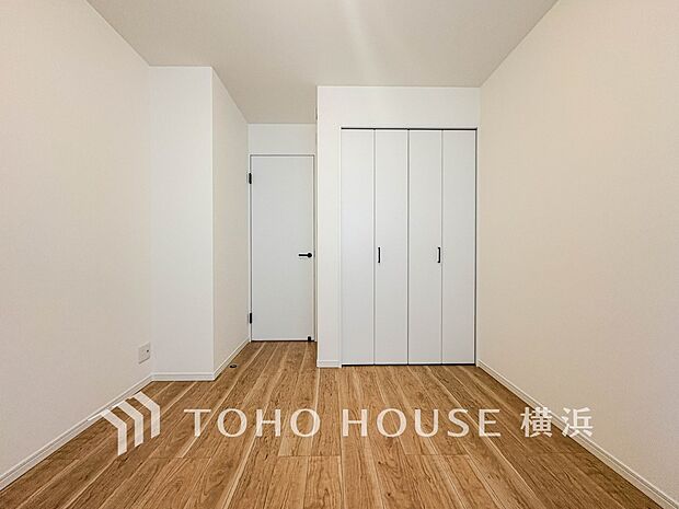 収納スペースもあり、生活しやすい居住スペースです。