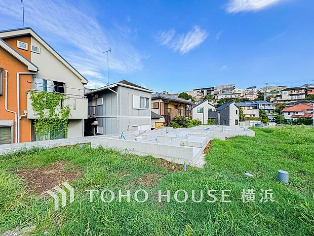 表現された空間は豊かな光と風を纏い、暮らしの時間を豊かにしてくれます。（2025年月9撮影）