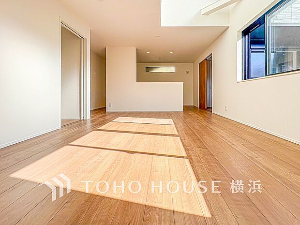 集いの場、憩いの場としての快適性を求めたやすらぎの空間です。