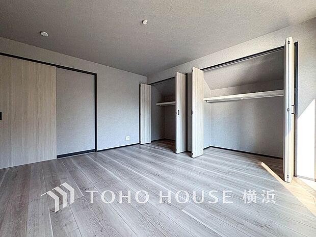 穏やかな寛ぎを届ける上質仕様のお部屋。自分時間を充実させながら心豊かにできるプライベート空間。