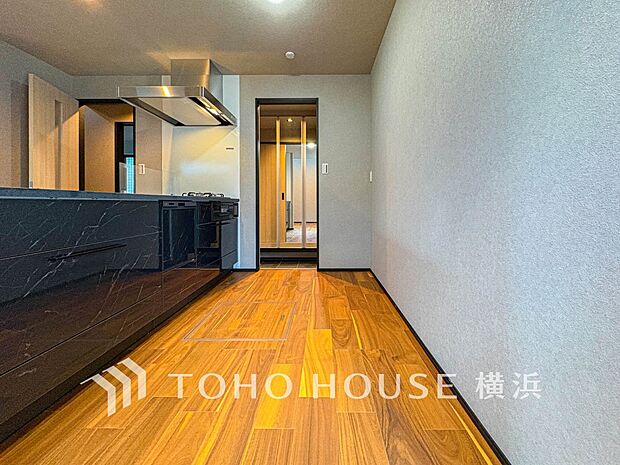 快適な日常を支える機能性と強さがひとつになったキッチンです。