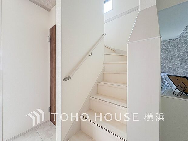 集いの空間と一人の時間を楽しむプライベートルームをバランスよく繋いでいます。(2号棟)