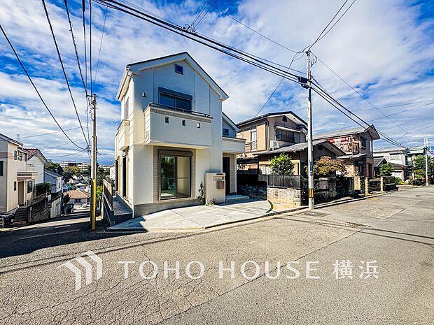 時間のゆとりと空間、爽やかな陽光がもたらす光と風を贅沢なまでに感じる暮らしが始まります。