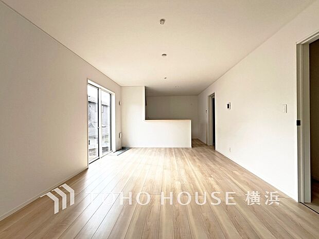 集いの場、憩いの場としての快適性を求めたやすらぎの空間です。