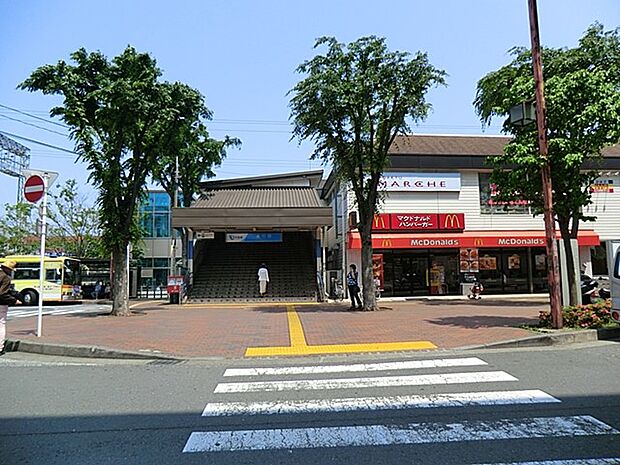 善行駅 2000m 駅周辺には、荏原湘南スポーツセンターや藤沢乗馬クラブなどがあり、スポーツを楽しむのにも最適です。