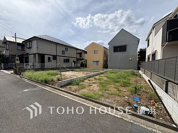 街並み全体のデザインへの拘りと充実した設備はきっとご満足いただける筈。(2025年9月撮影)