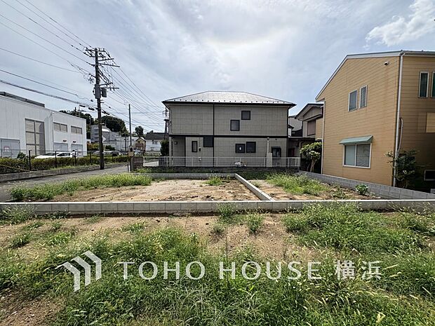 暖かな陽光と爽やかな風がハーモニーを奏でる上質な空間を愉しむ暮らし。(2025年9月撮影)