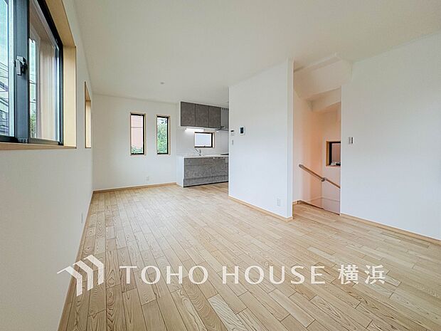 ご家族やお客様との時間など、多くの時を刻む空間。