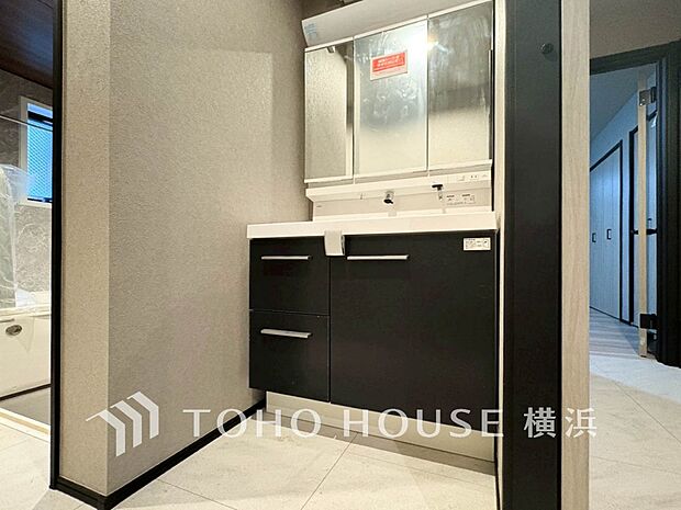 一日の始まりと終わりを心地よく演出してくれる、多彩な機能が備えられたパウダールーム。