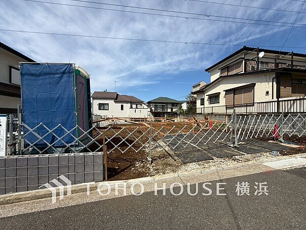 快適さや豊かさはもちろん、未来まで考えた家造りをテーマに建築されます。(2025年10月撮影)