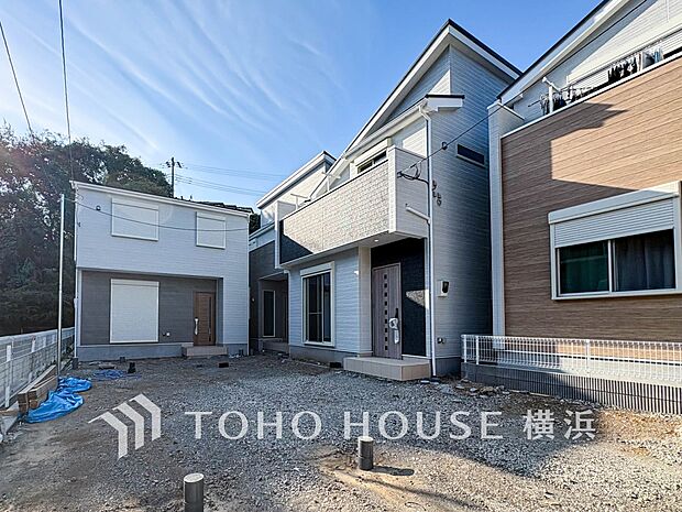 時間のゆとりと空間、爽やかな陽光がもたらす光と風を贅沢なまでに感じる暮らしが始まります。