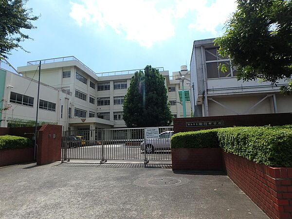 横浜市立新羽中学校　2400m　